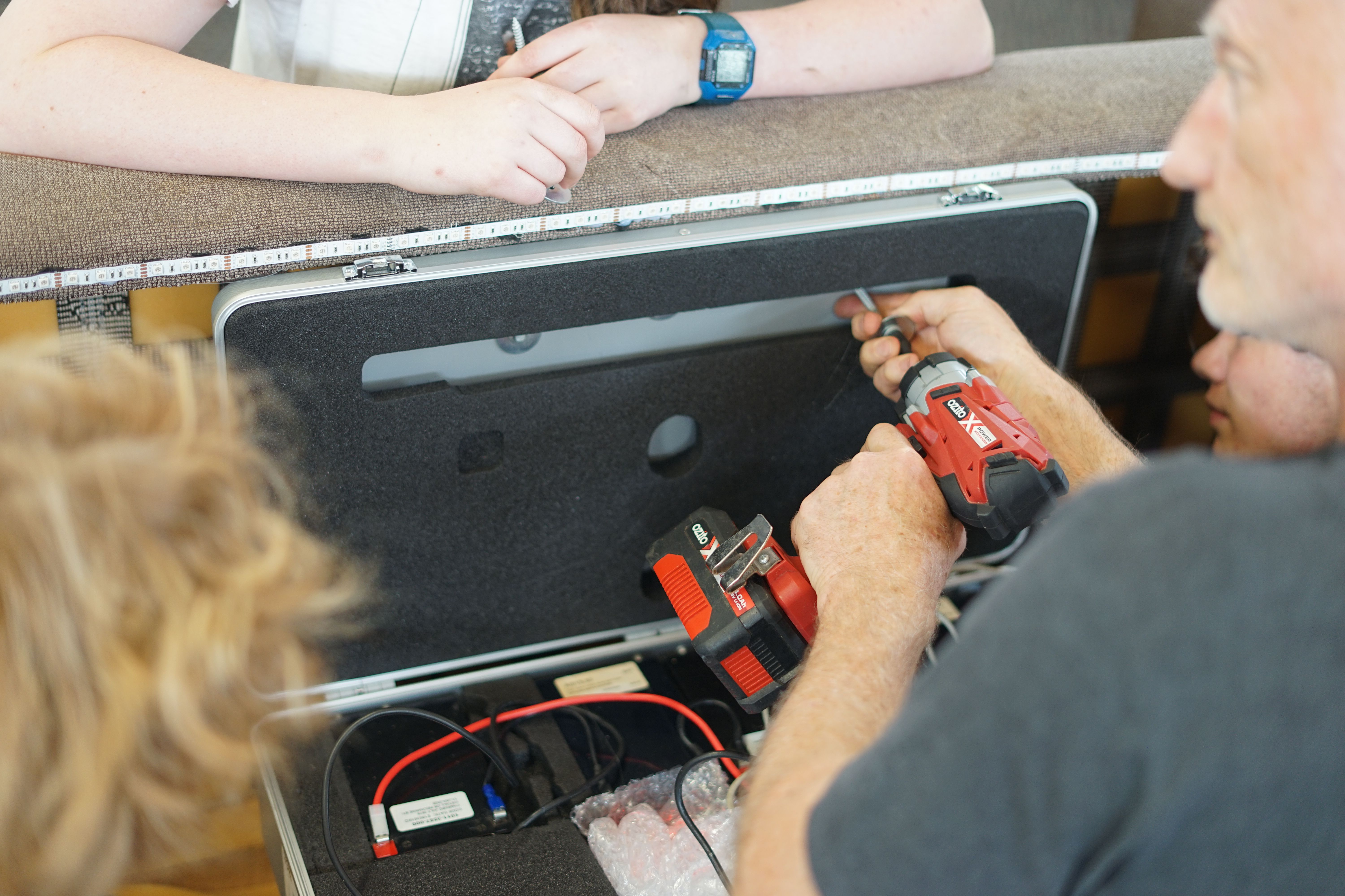 Attaching the controller box